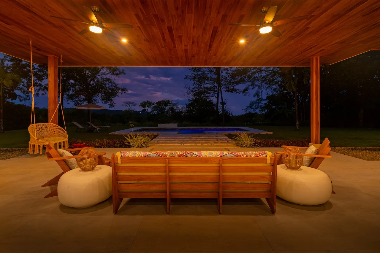 Private 3 BR Ojochal Modern Tropical Oasis