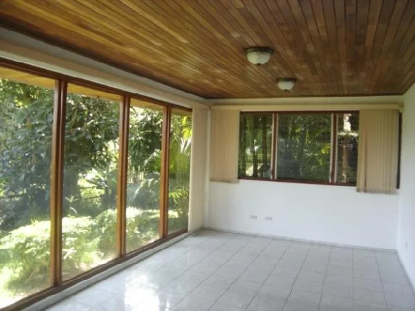 Large view home plus apartment in Escazu for sale.Good Return
