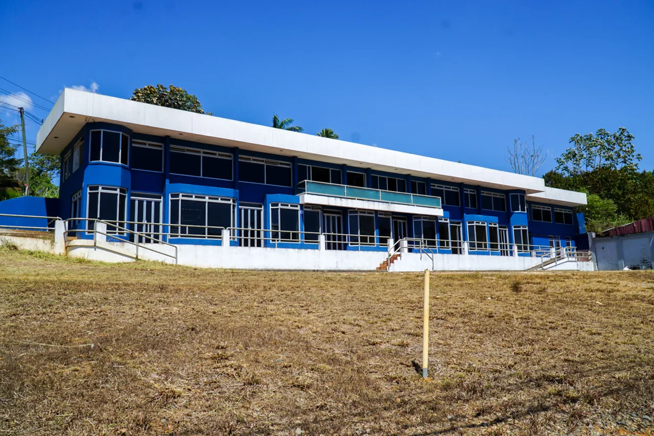 San Isidro De El General Versatile Commercial Building