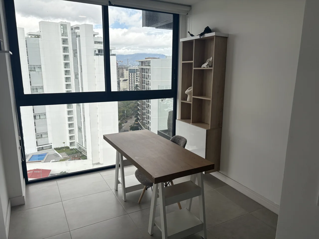 Furnished 2-Bedroom Condo for Sale – 21st Floor | Sky Garden Nunciatura — photo 4