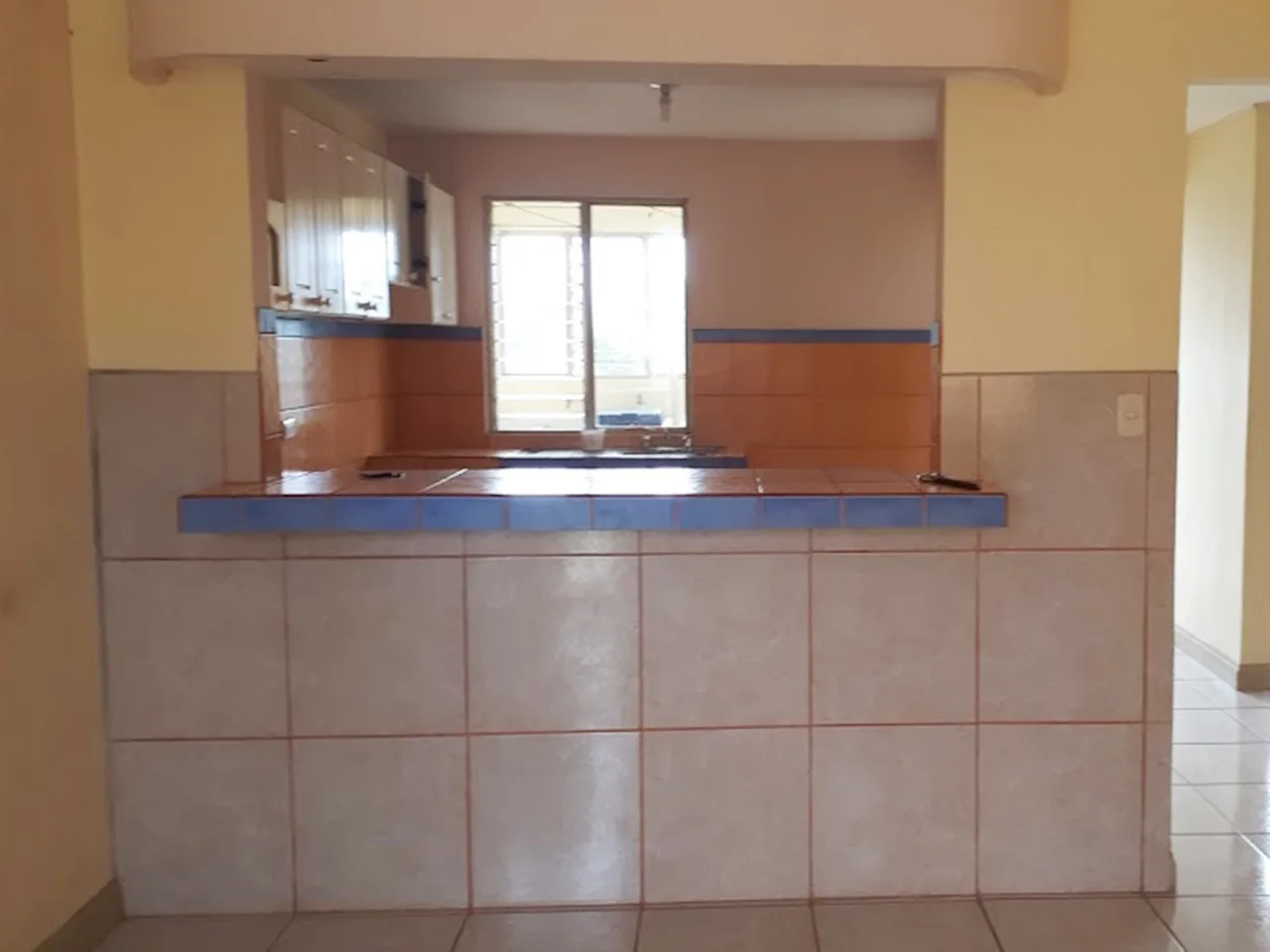 Two Apartment Investment Property 9% ROI — photo 3