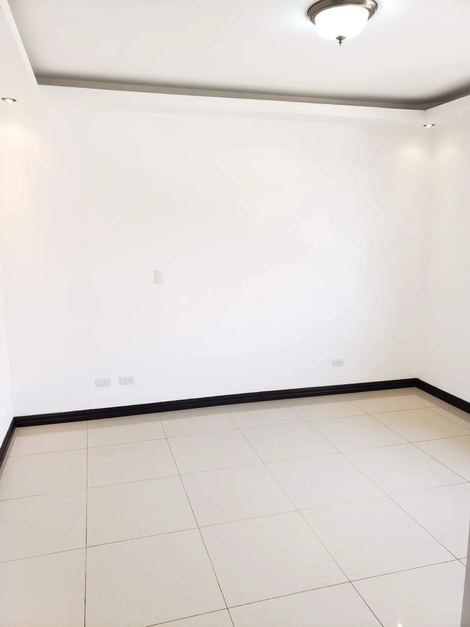 NEW 3 BR Santo Domingo de Heredia Townhouse – 2 floors — photo 5