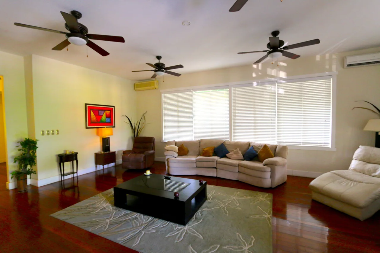 Golfito Historical 3 BR Home in American Zone