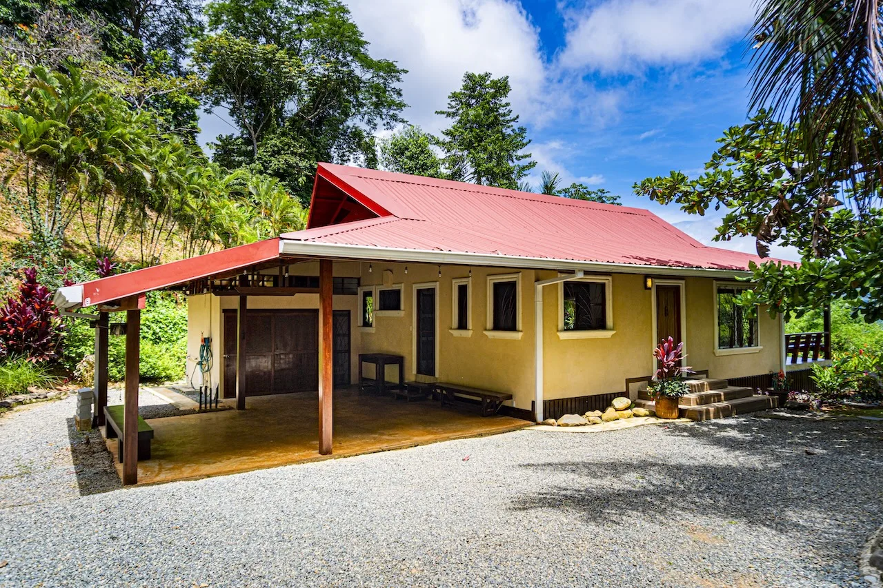 Bahia Ballena 2 BR Ocean and Jungle View House