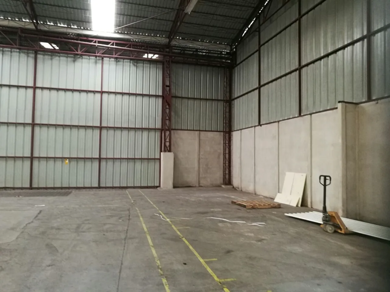 680 m2 Warehouse in Colima de Tibas for rent — photo 3
