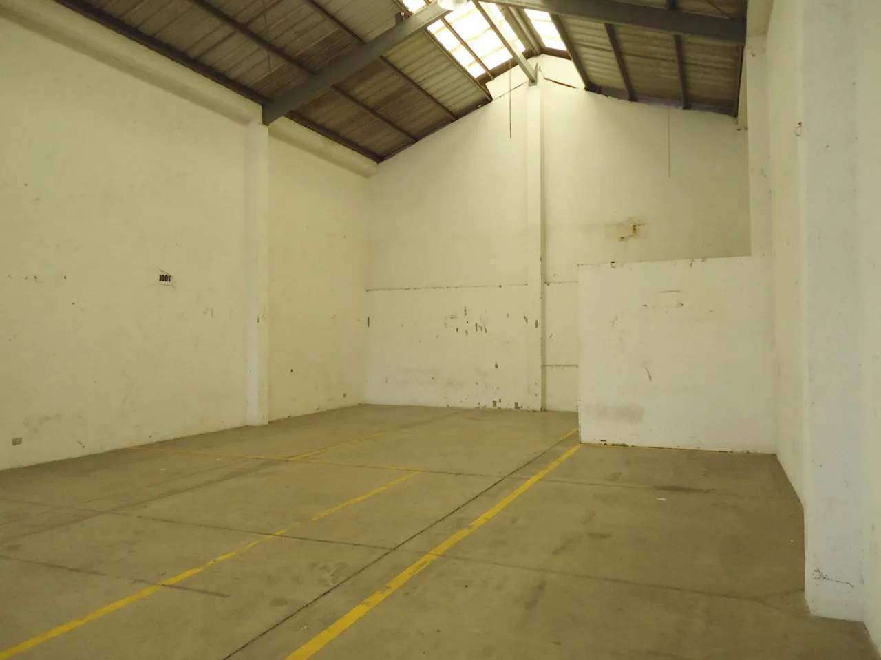 168 M2 warehouse for rent in La Uruca — photo 2