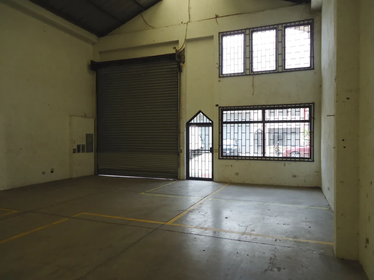 168 M2 warehouse for rent in La Uruca — photo 4