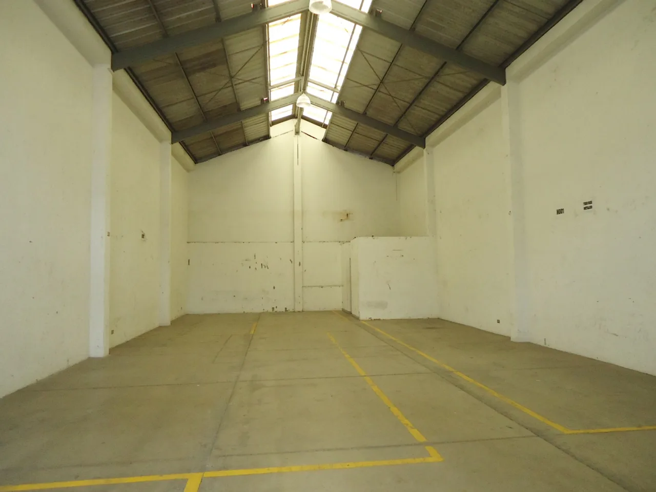 168 M2 warehouse for rent in La Uruca — photo 5