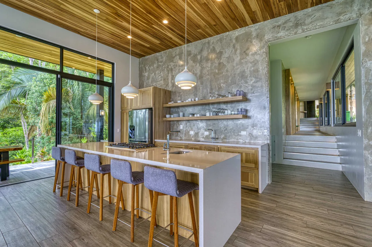 A Luxurious and Exclusive Uvita Sanctuary Amidst Nature