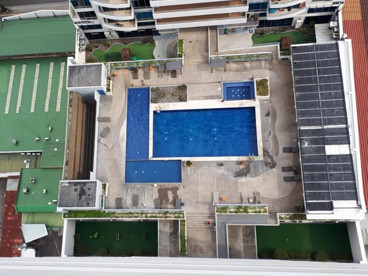 Spectacular 3 BR condo in Torres de Paseo Colón