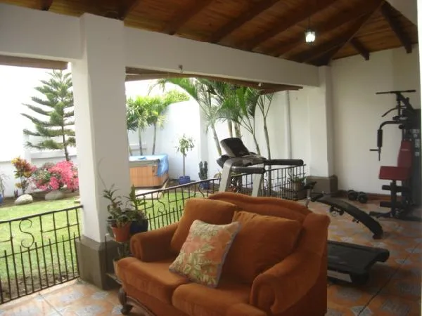 Private large townhouse santa ana