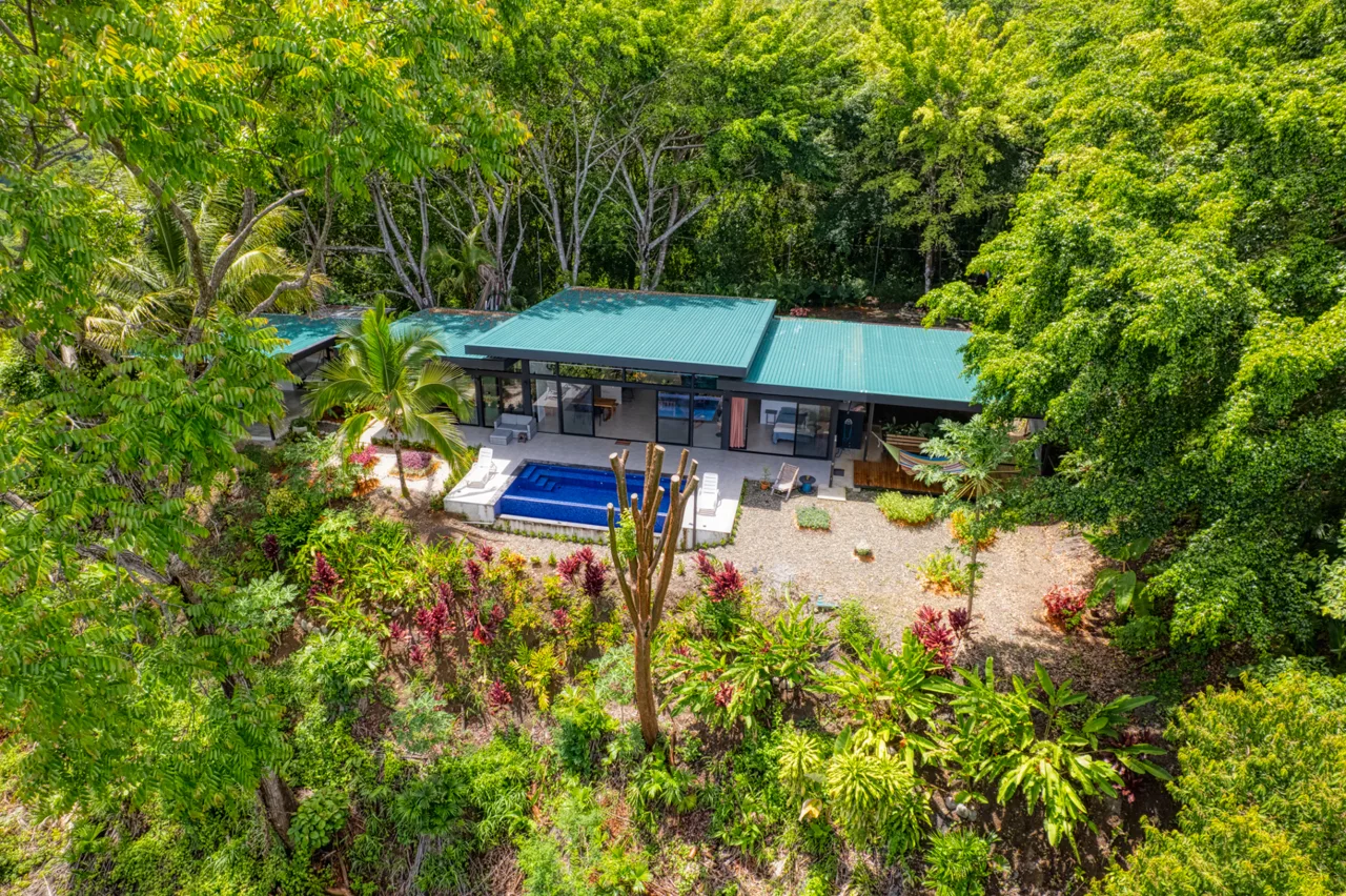 2 BR Sunset and Ocean View Home in Laguna Dominical