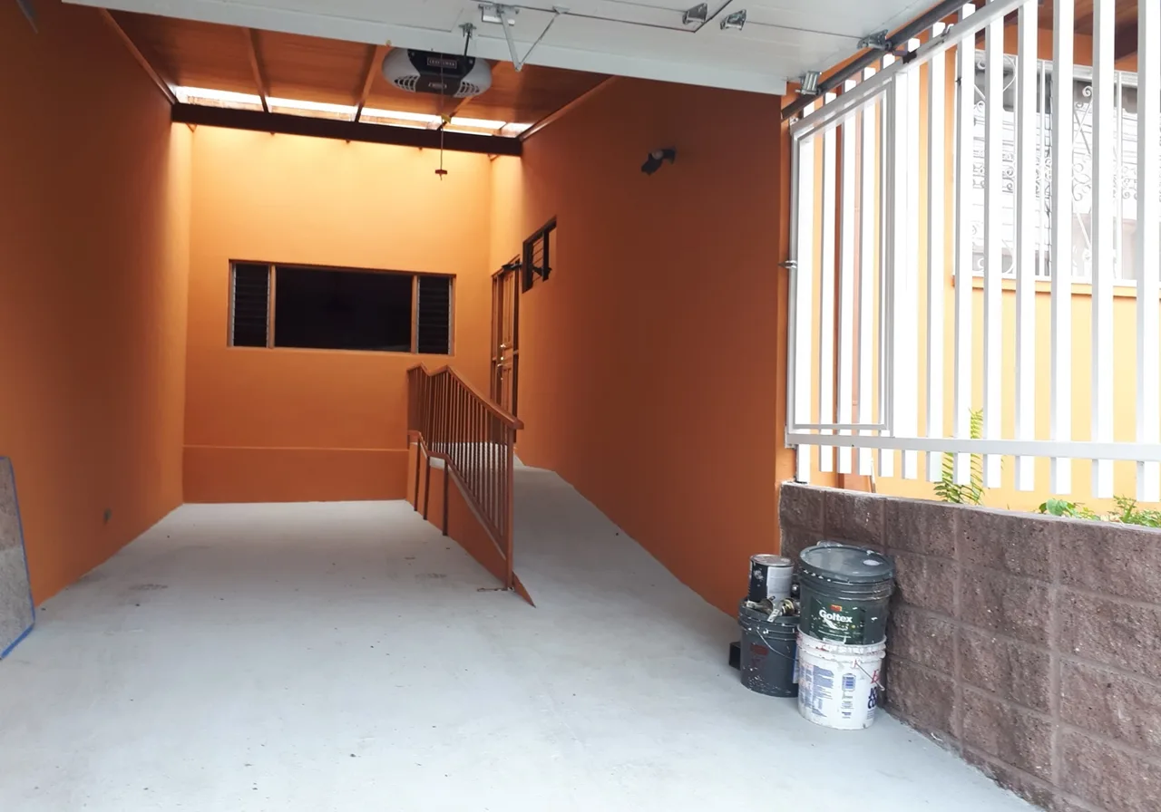 Nice one-story Tibas home for sale — photo 4