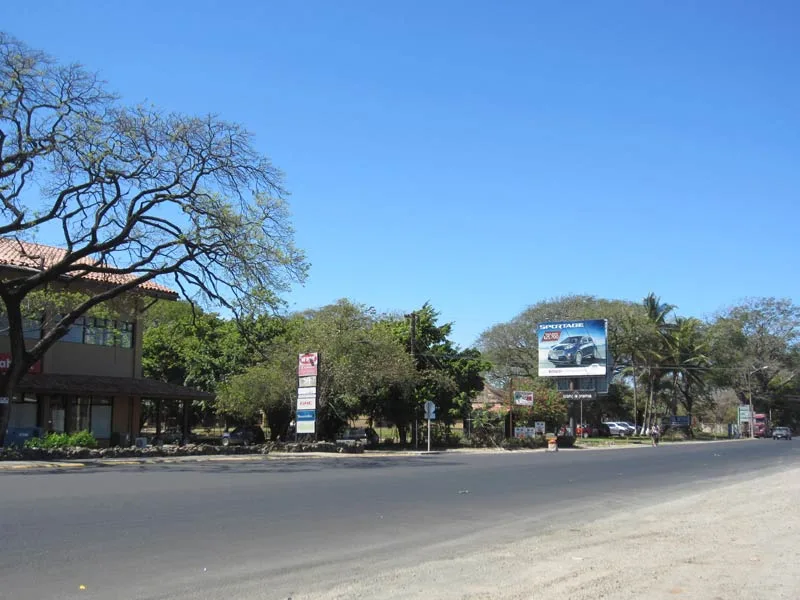 Large downtown Liberia Commercial Property for Sale – excellent Location