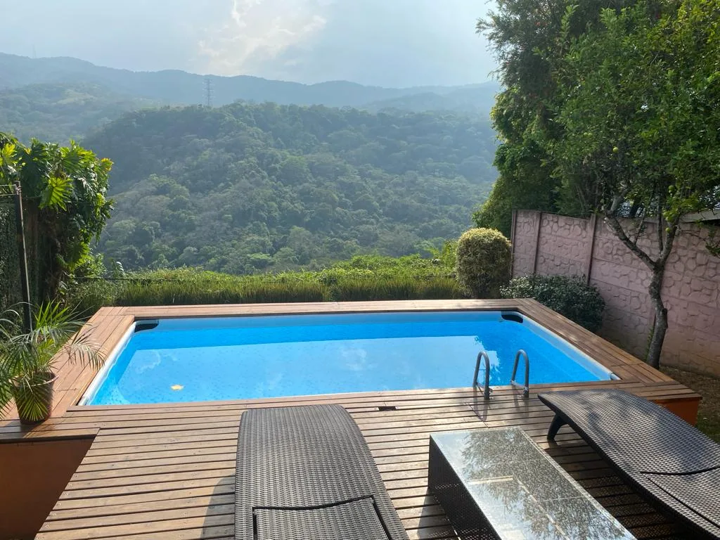 Ciudad Colon 2 BR Canyon View Home plus Office (or 3rd BR)