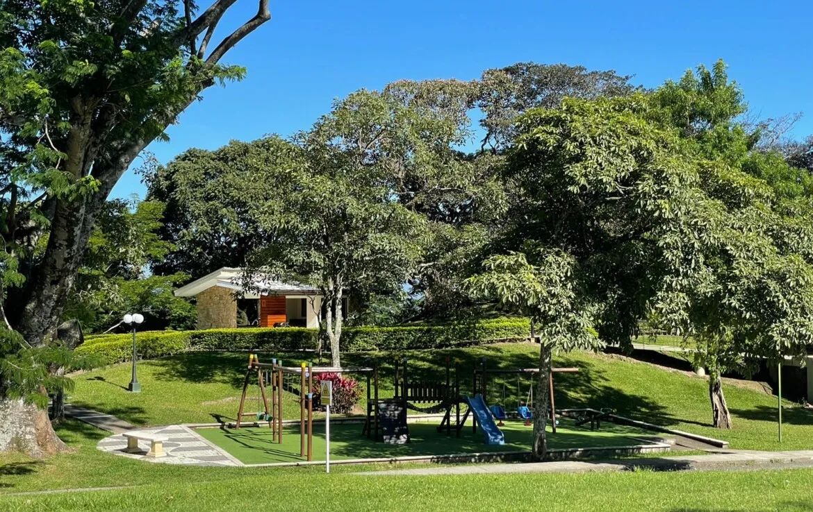 Resort Style Avalon Country Furnished 1 BR Condo for Investment