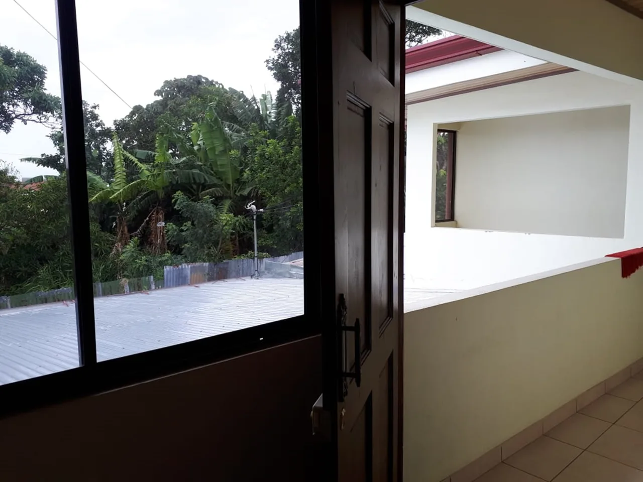 Tibas 3 Unit apartment building 8.6% ROI