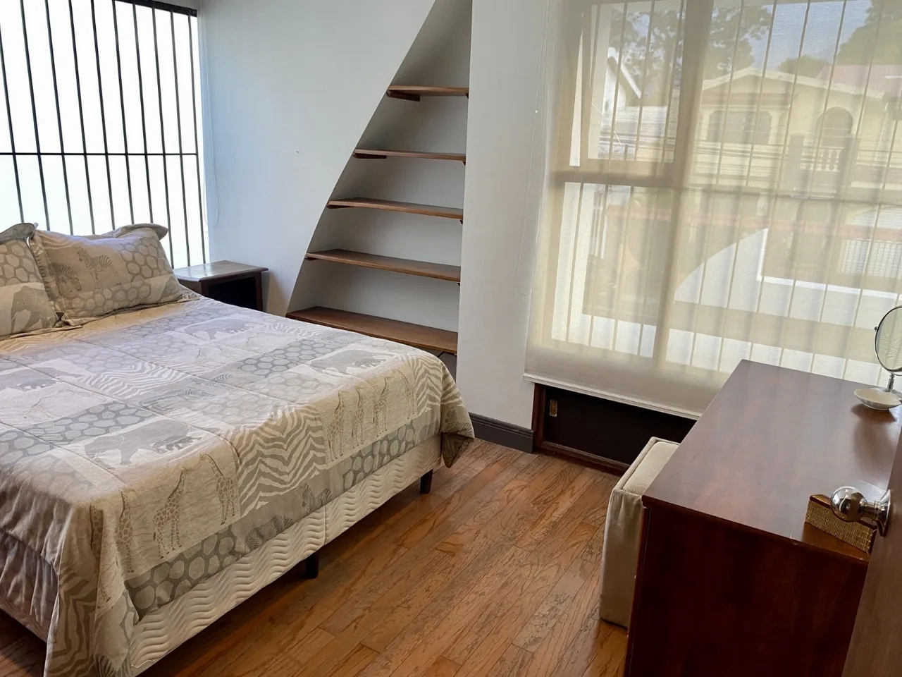 Spectacular Modern Contemporary 3 BR + Office Rohrmoser Home — photo 3