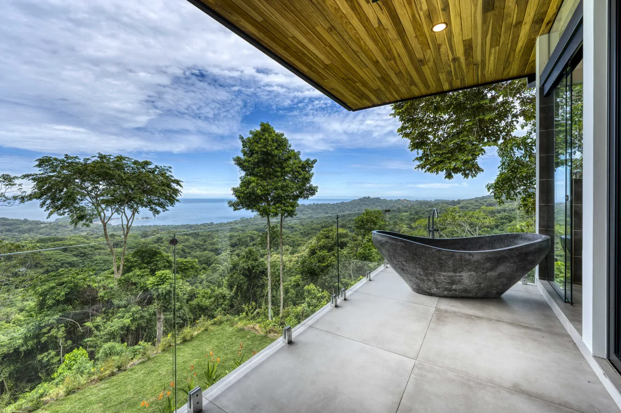 Modern Tropical 4 BR Dominical Home of incredible craftsmanship