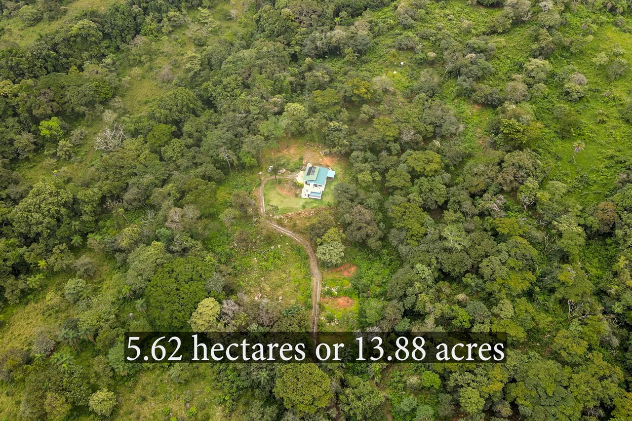 San Mateo 2 BR Off-Grid House with pool on 13.8 acres