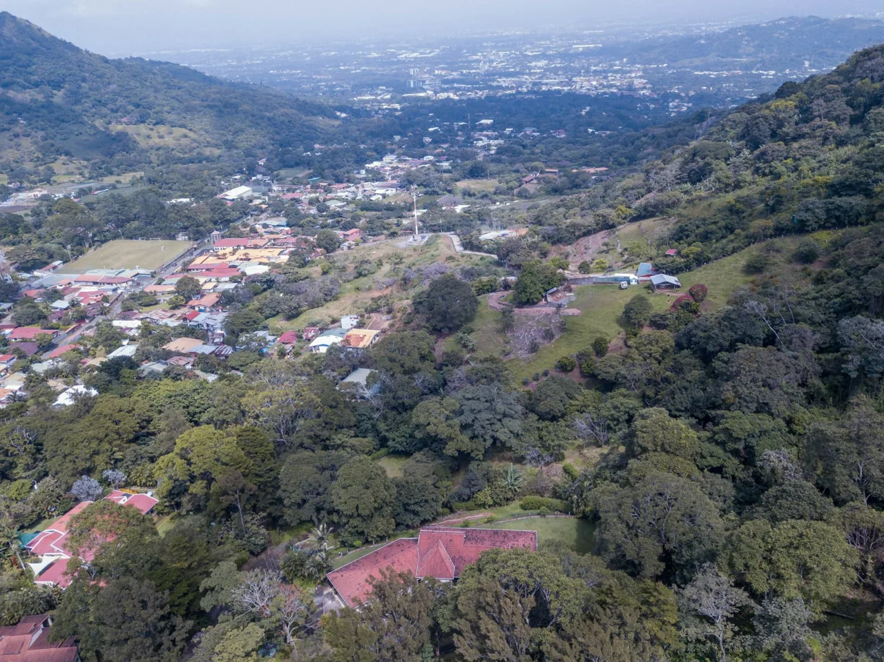 Salitral de Santa Ana 25 Acres at Half Price $35/m2 Includes 4 bed esate home on 3 acres.