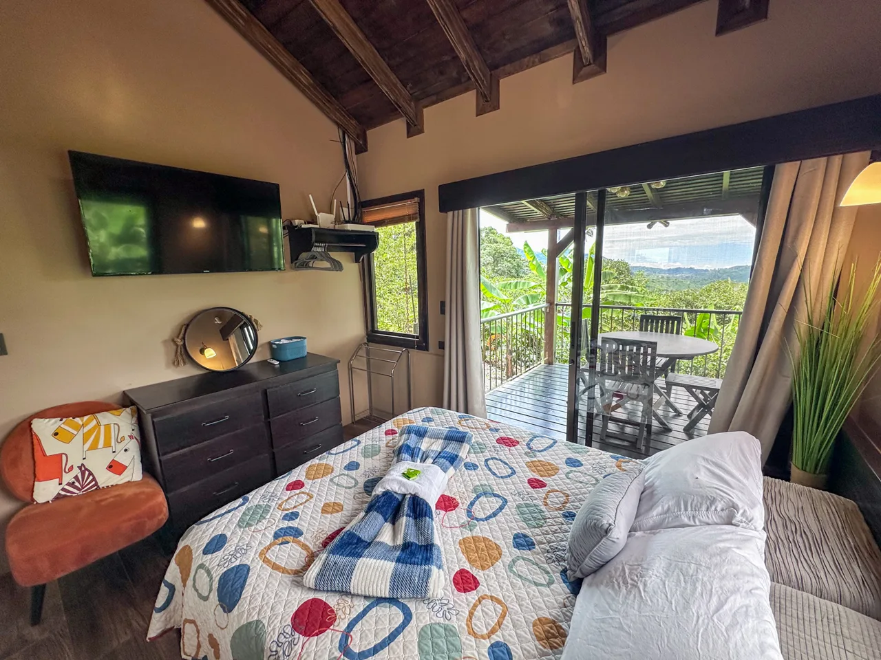 2 Luxury Studio Villas on Dota Valley 2-Acre Estate — photo 2
