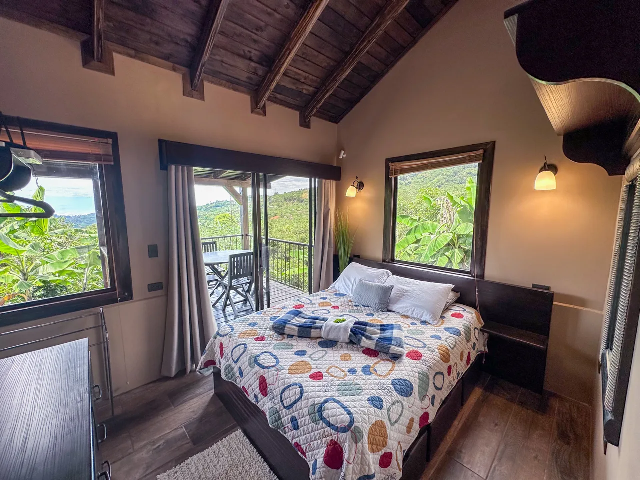 2 Luxury Studio Villas on Dota Valley 2-Acre Estate — photo 3