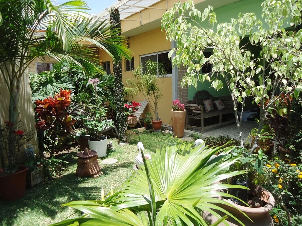 9 Room Bed and Breakfast for sale in Rohrmoser — photo 3