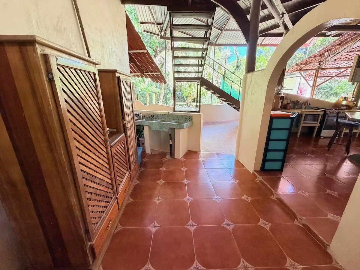Osa Peninsula Turnkey Vacation Rental Sleeps 18 Near Beach