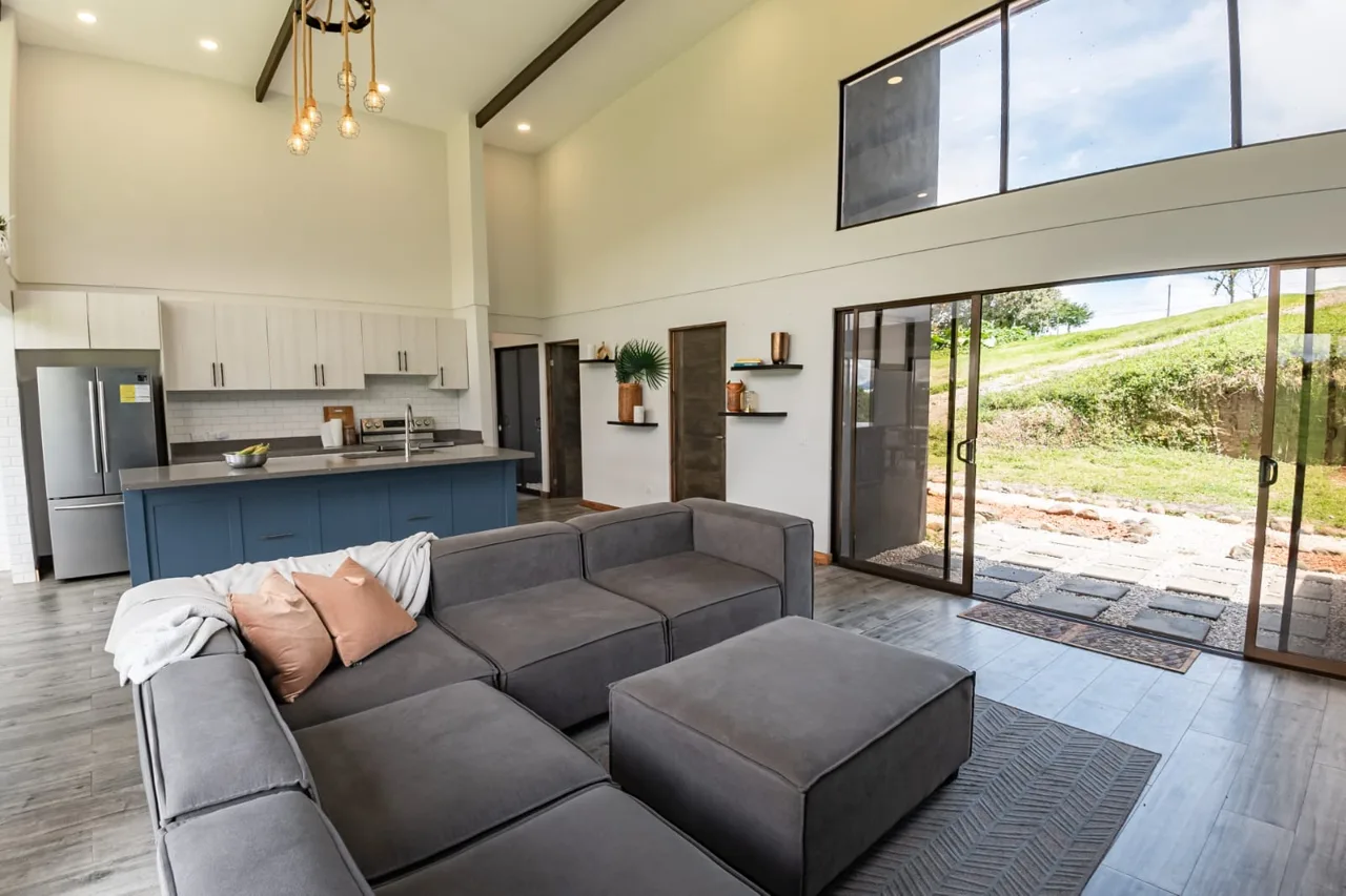 Stunning 5 BR Coronado Mountain Estate with River — photo 5