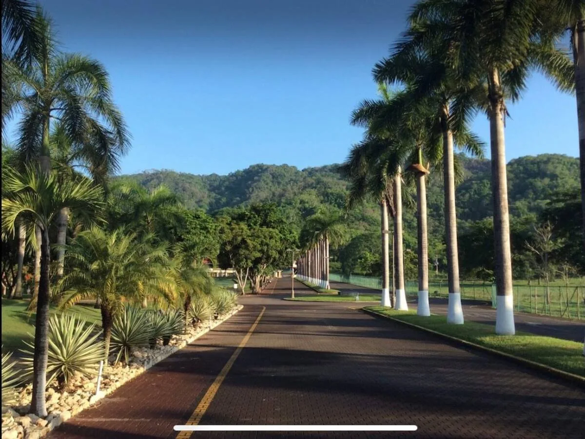 Furnished Ground Floor Azul del Mar 2 BR Condo in Los Delfines