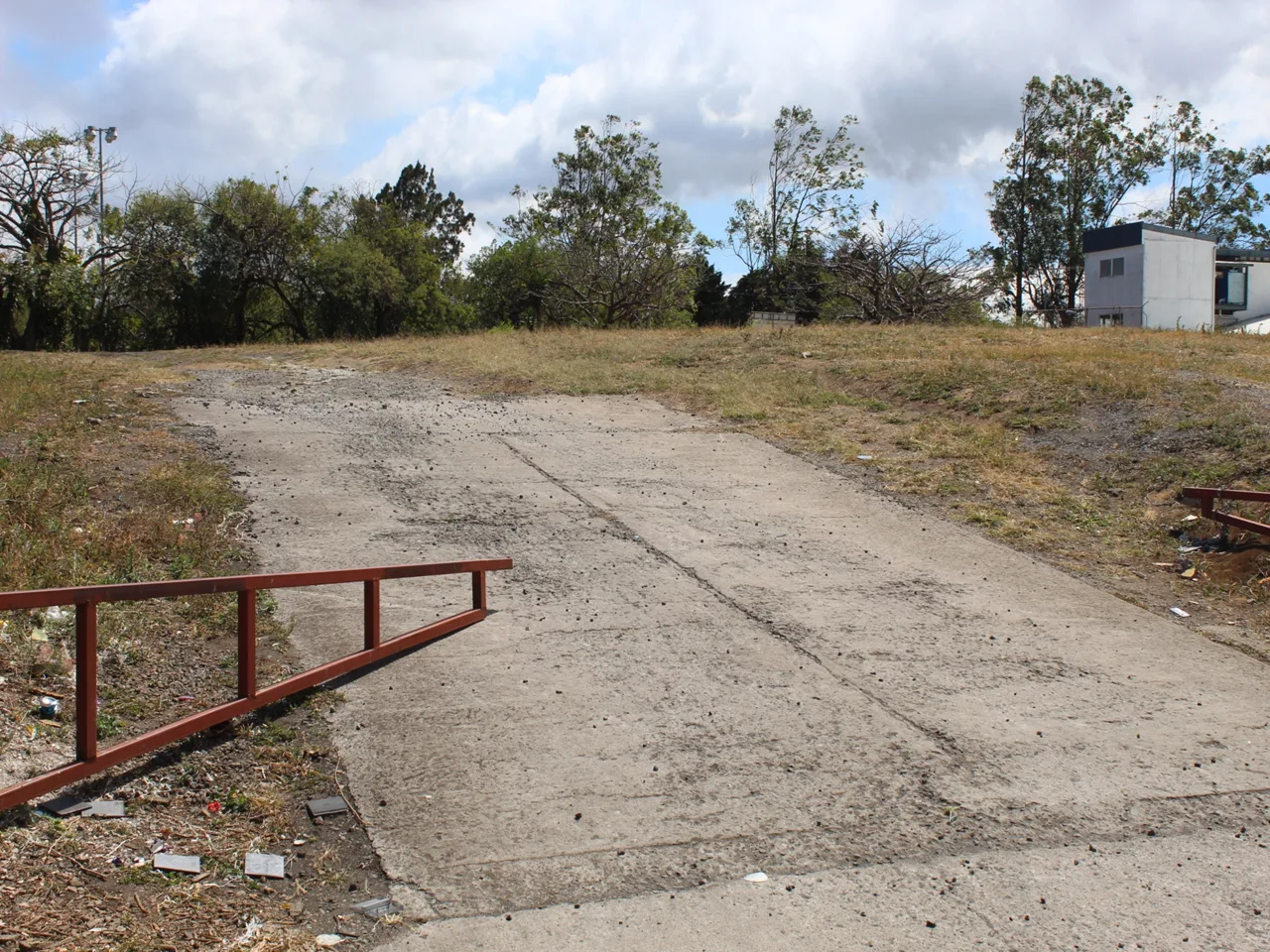 Tibas 4,750M2 Commercial high density building lot — photo 2
