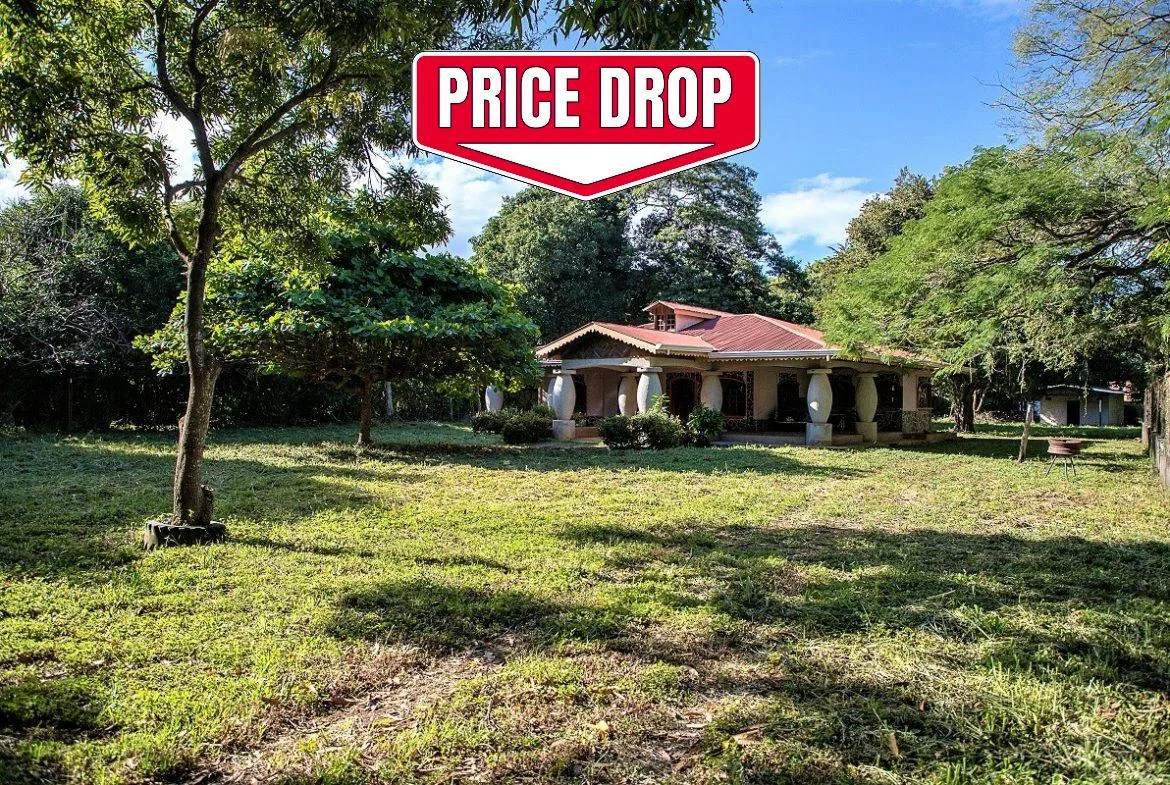 Price Reduced Playas del Coco Zoned Mixed Use Property