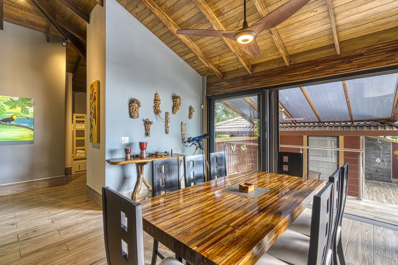 Stunning 3 BR Escaleras Ocean View Jungle Home