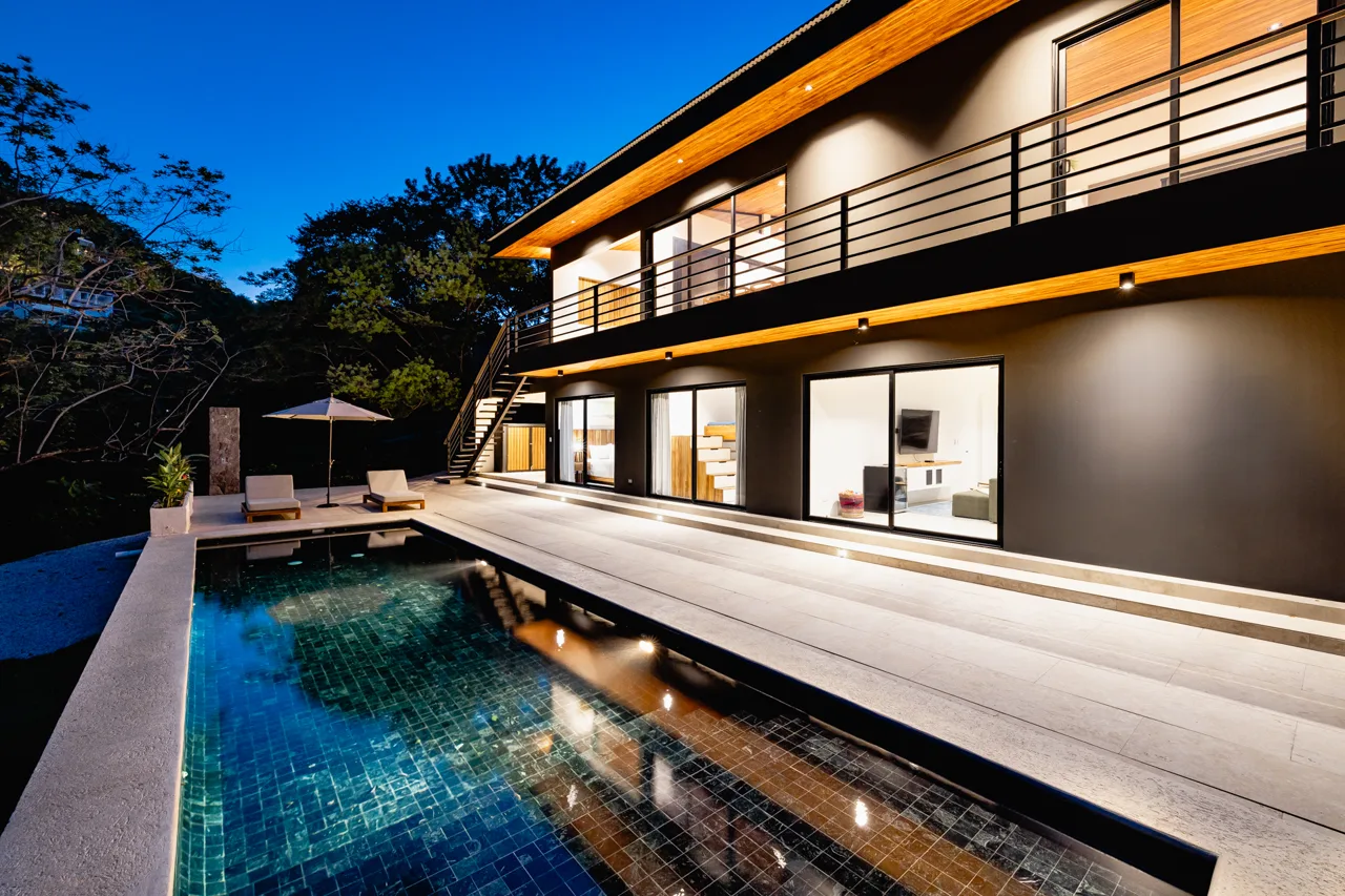 New Senderos Tamarindo 4 BR Luxury Home in Gated Community