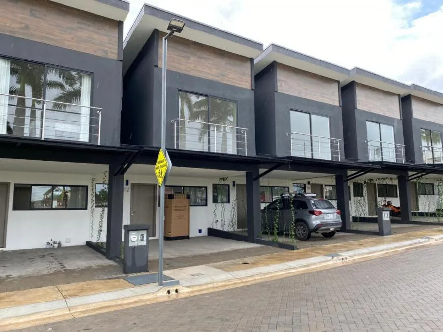Casa en Venta en San Rafael de Alajuela. RAH 24-101 - Venta en San Rafael