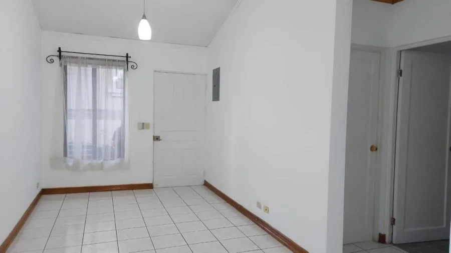 Casa en venta en Mercedes, Montes de Oca. RAH 22-1992 - Venta en Montes de Oca — photo 2