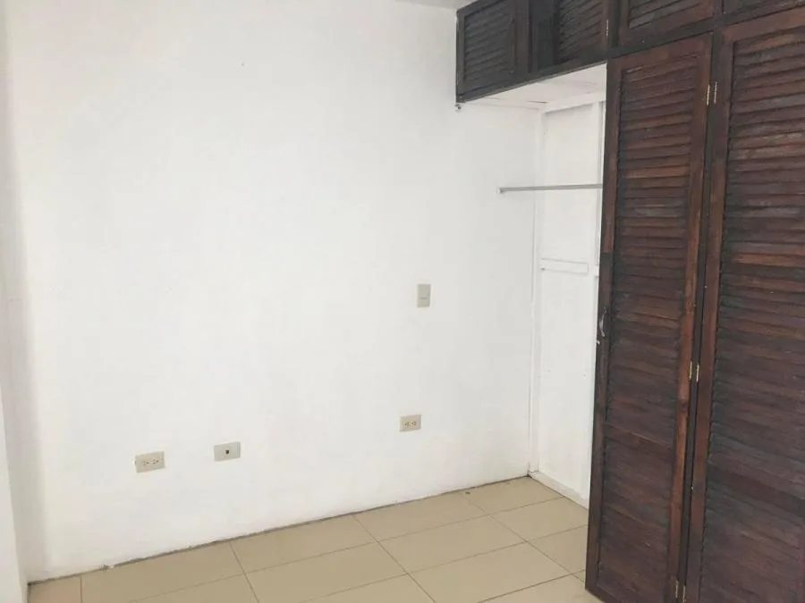 Alquiler de Apartamento en Uruca de Santa Ana. RAH 26-156 - Alquiler / Renta en Uruca — photo 3