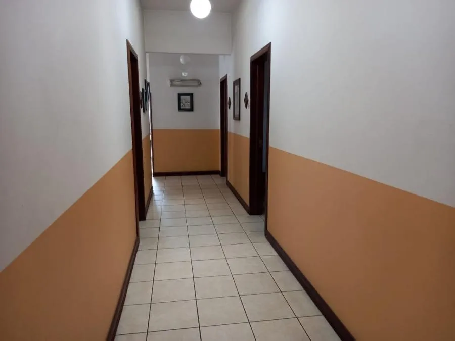 SAN JOSE SAN PEDRO VENDO EDIFICIO APARTATOTEL - Venta en Montes de Oca — photo 3