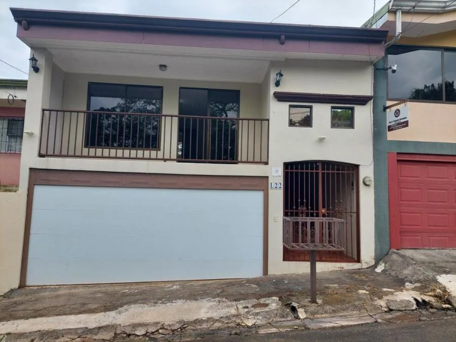 Venta de Casa en Santa Bârbara, Heredia. RAH 25-1675 - Venta en Santa Bárbara