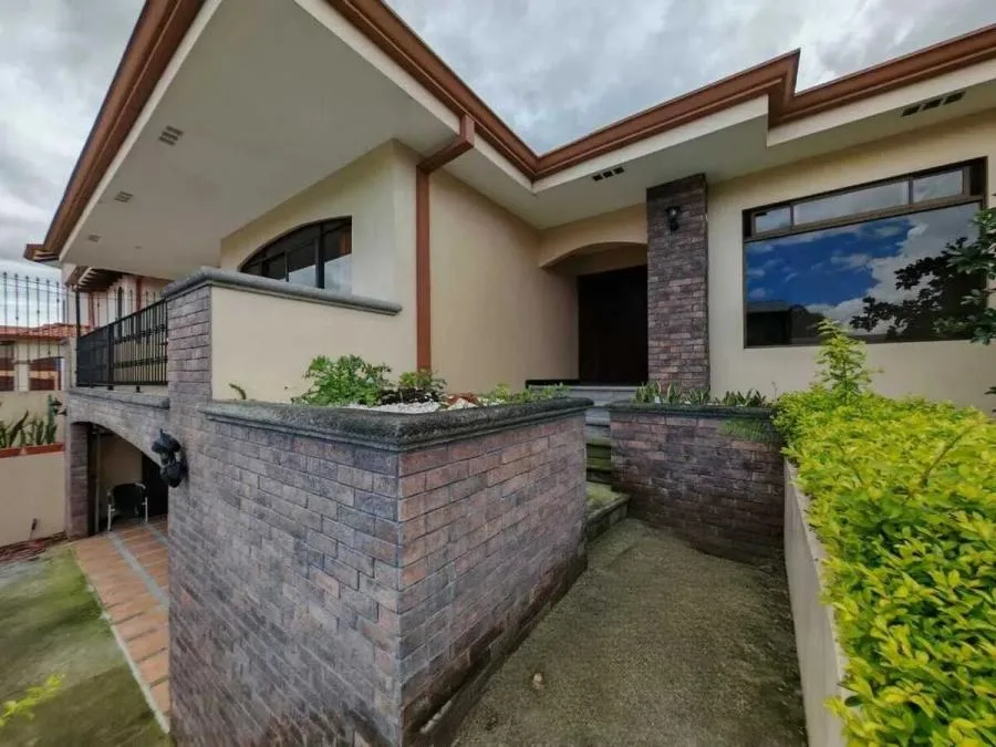 Casa en Venta en Residencial Estafania del Este, Mata de Plátano #TO4788 - Venta en Mata de Platano
