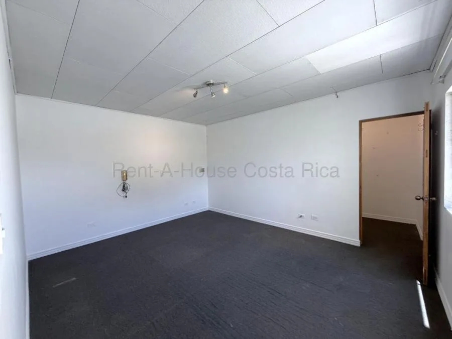 ???? Casa en Venta – Condado del Río, Guadalupe 26-1561   - Venta en Goicoechea — photo 3
