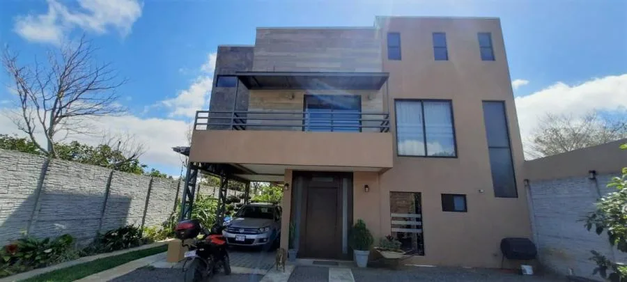 Excelente Casa en Venta en San Pablo, Heredia. MLS 23-1922 - Venta en San Pablo