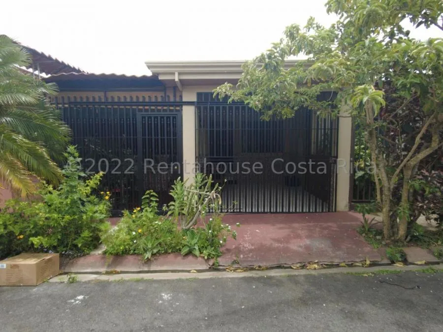Casa en Venta en Mercedes Sur, Heredia RAH #222229 - Venta en Mercedes