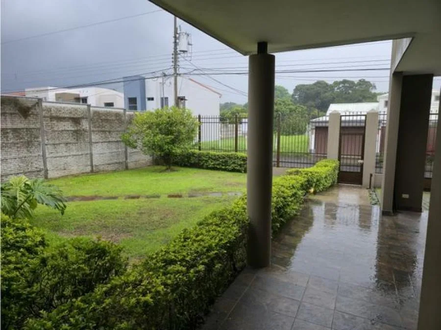 Casa en venta en Alajuela, La Garita. Una planta, 5PVV9209610 - Venta en Alajuela
