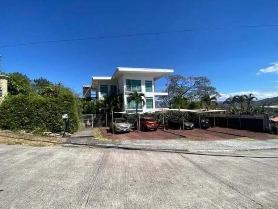 Venta de Apartamento en Piedades Santa Ana  - Venta en Santa Ana