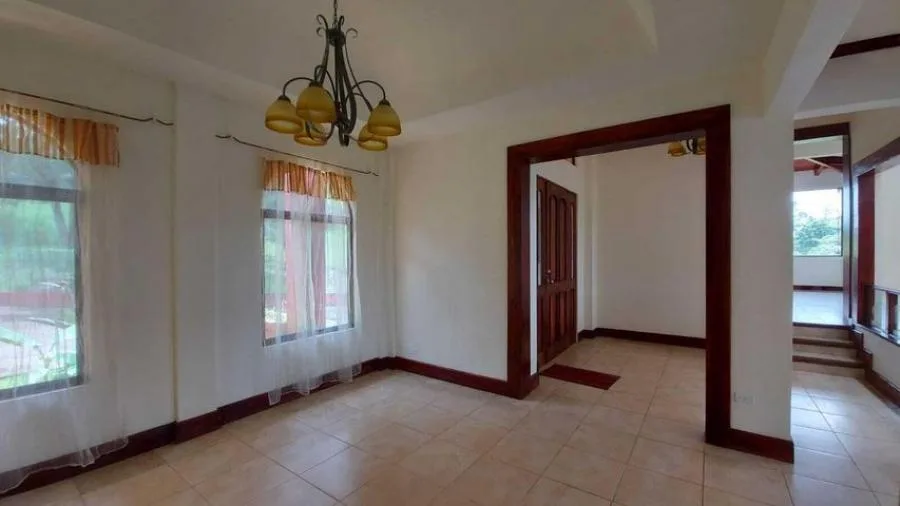 Venta de Casa en Zurquí, Moravia.  - Venta en Moravia — photo 4