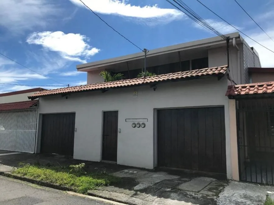 Casa en Venta en San José RAH #22189 - Venta en Zapote