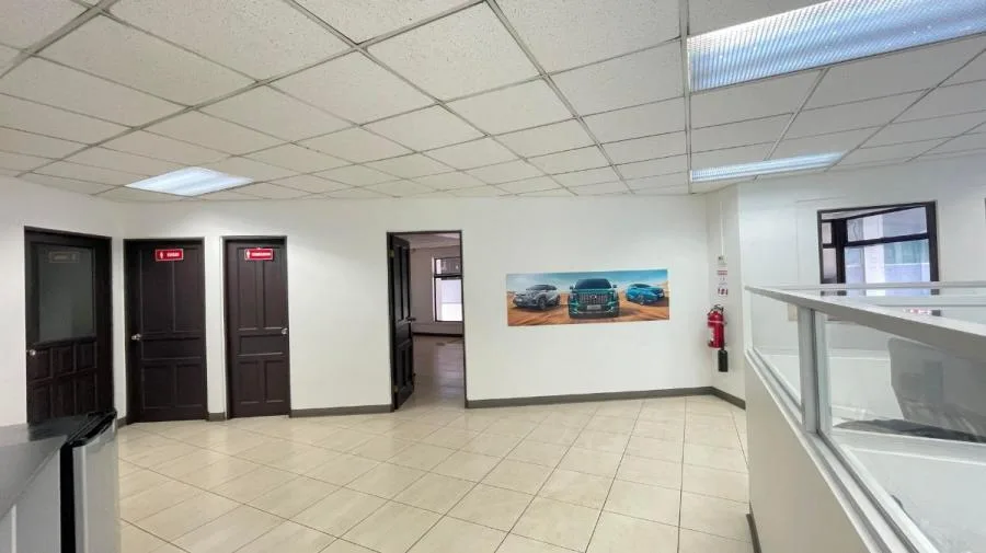 Venta de Edificio Comercial en Uruca, Santa Ana. RAH 25-1357 - Venta en Uruca — photo 4
