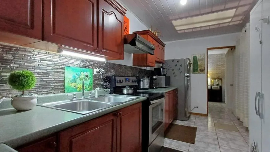 Venta de Casa + APTO en Goicoechea, Ipis. RAH 26-244 PRECIO REBAJADO - Venta en Goicoechea — photo 5